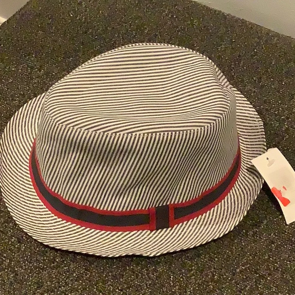Target Man’s Hat (New) - Picture 1 of 3